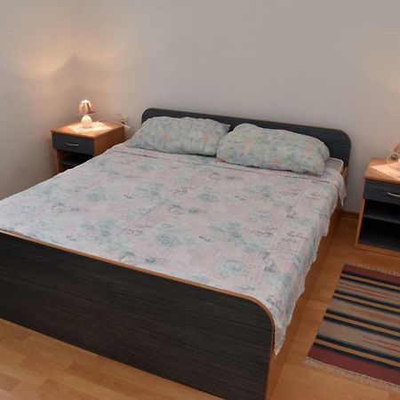 Apartments Car Vir Dış mekan fotoğraf